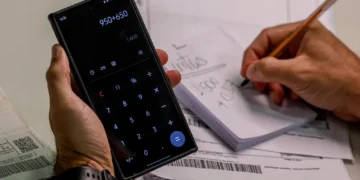 Custo Brasil: Para 70% dos empresários, carga tributária é o principal entrave, aponta pesquisa da CNI