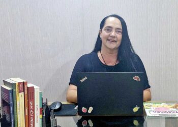 Professora cria método especial para aulas particulares de matemática