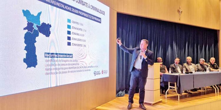 Secretário de Segurança Urbana de SP dá palestra no Tatuapé