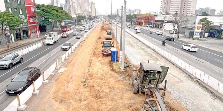 IMPOSTÔMETRO: Brasileiros já pagaram cerca de R$ 3 trilhões em impostos