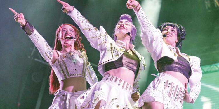 VACINAÇÃO CONTRA A DENGUE: Profissionais da saúde começam a ser vacinados