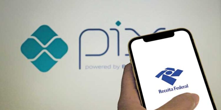 VACINAÇÃO CONTRA A DENGUE: Profissionais da saúde começam a ser vacinados