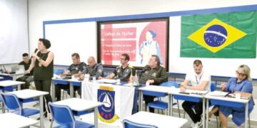 TEATRO: ‘A Última Sessão de Freud’ ganha nova temporada no Teatro Sabesp Frei Caneca