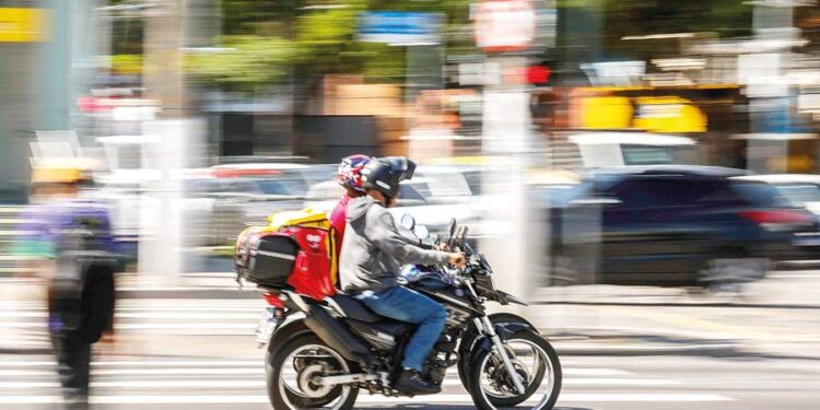 Pacote de benefícios voltado aos motociclistas profissionais de SP