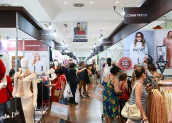 FEIMI transforma a Avenida Paulista em passarela do inverno brasileiro com moda direto da fábrica