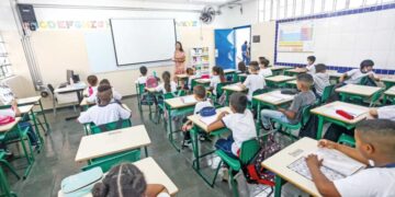 Governo de SP entrega 251 viaturas e 4,2 mil armamentos