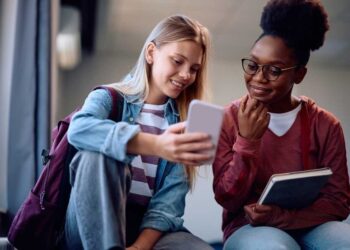 Multiplica Futuro abre inscrições para jovens em São Paulo com formação gratuita e possibilidade de renda de até R$ 6,5 mil