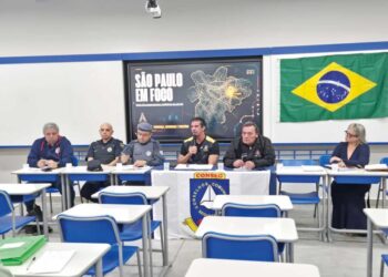 FAMÍLIA E ESCOLA: Parceria vai além do acompanhamento de tarefas e notas