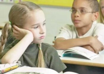 FAMÍLIA E ESCOLA: Parceria vai além do acompanhamento de tarefas e notas