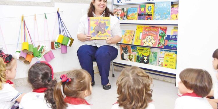 FAMÍLIA E ESCOLA: Parceria vai além do acompanhamento de tarefas e notas