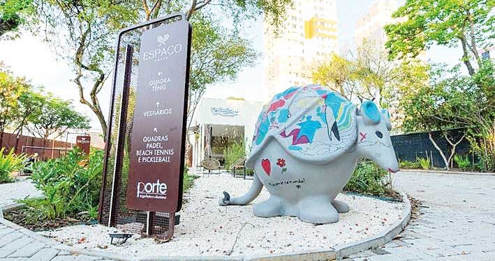 Esculturas de tatus gigantes criam rota artística pelo Eixo Platina, no Tatuapé